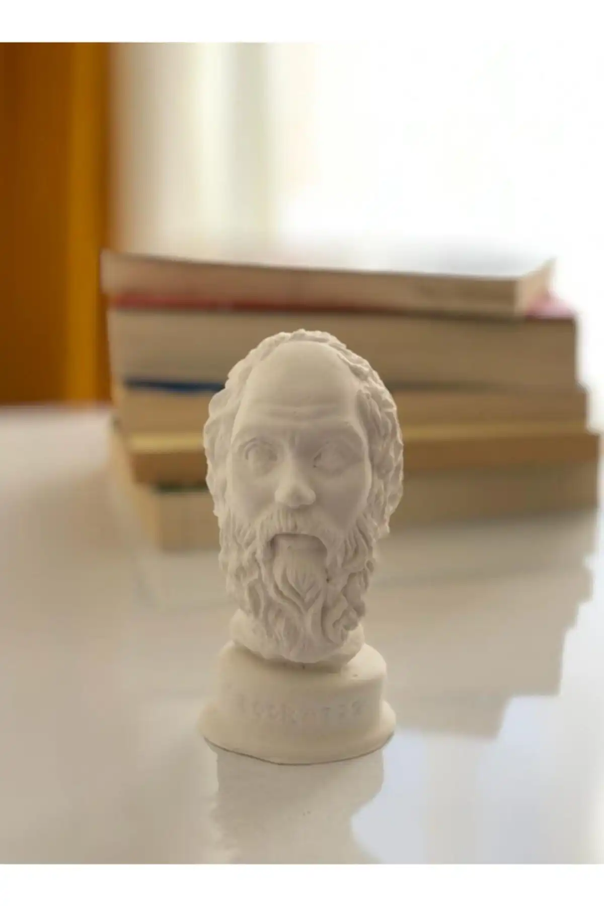 LALEZEN HOME Sokrates Filozof Heykel Biblo: Şık ve Modern Dekorasyon Unsuru