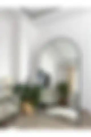 EFFE YAPI DEKOR ve Ersan Dizayn: Ayaklı Oval Boy Aynaları Karşılaştırması