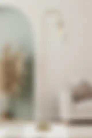 Apliqa Klara ve Venon Aydınlatma Lambaderlerinin Karşılaştırılması ve Inceleme
