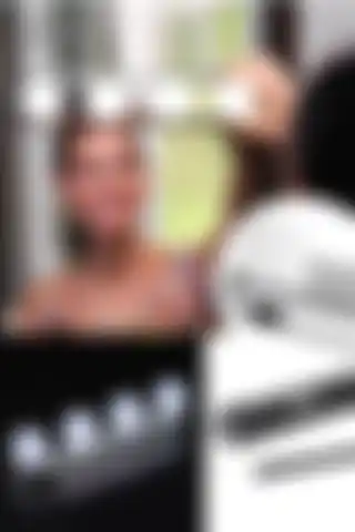 Bood Taşınabilir Vantuzlu Pilli Makyaj Lambası ve Piranha 21114 Makyaj Lambası Karşılaştırması