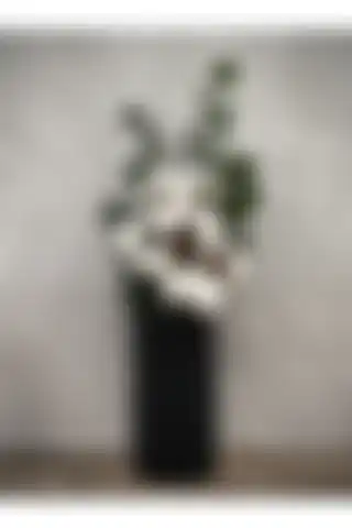 Ceres Art Design Uzun Bubble Vazo ve Laleyen Home Petek Vazo Karşılaştırması
