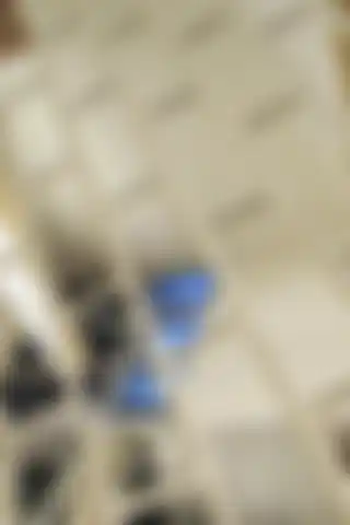 Dekoratif Aynalar: Pleksi ve Gerçek Cam Modellerinin Karşılaştırılması