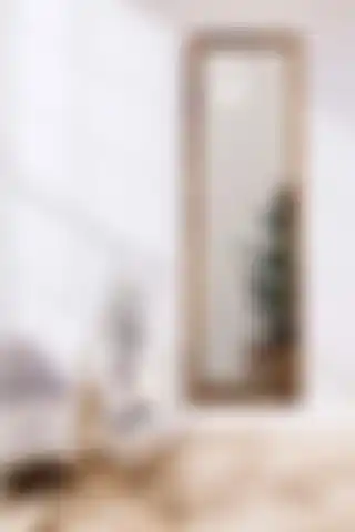 Doğal Ahşap Duvar Aynaları Karşılaştırması: Hediyeler Kapında ve MİRRORSS
