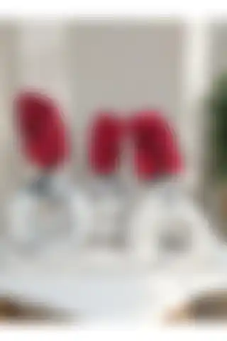 BSG HOME ve Selens Vazo Seti: Ev Dekorasyonunda Şıklık ve Fonksiyon