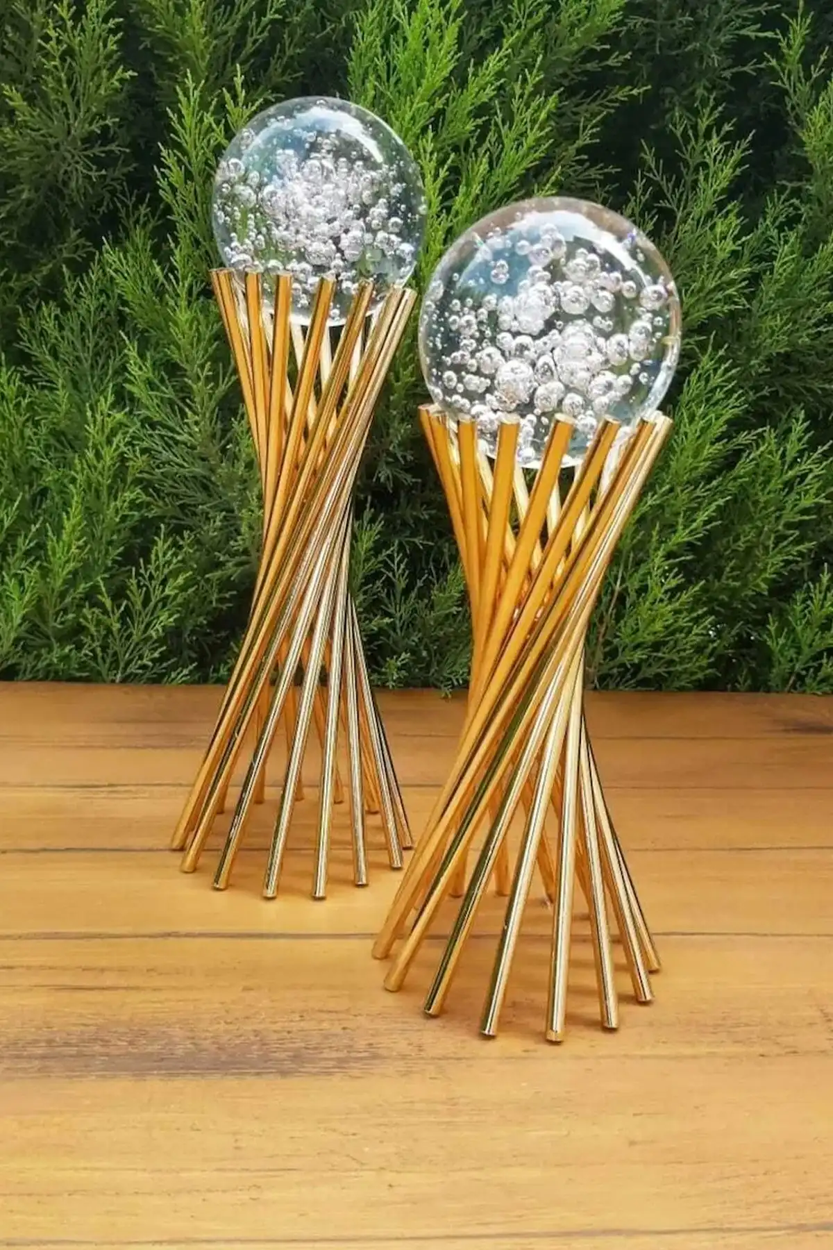 GİLLİ STORE Burgulu Metal Kabarcıklı Cam Küre Seti ile Modern Dekorasyon