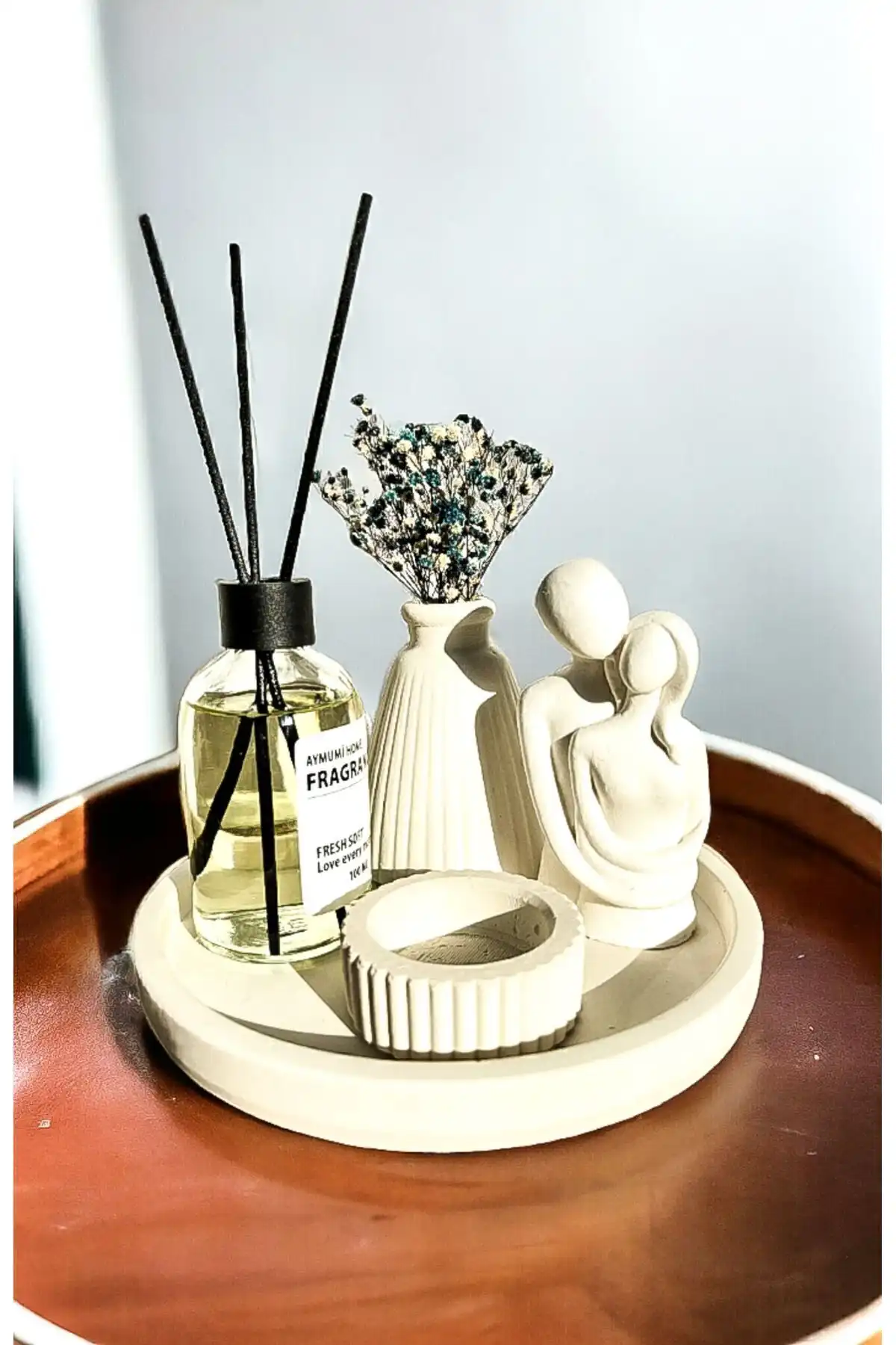 Aymumi Home Dekoratif Konik Vazo ve Tealight Mumluk Seti ile Evinizi Şıklıkla Doldurun