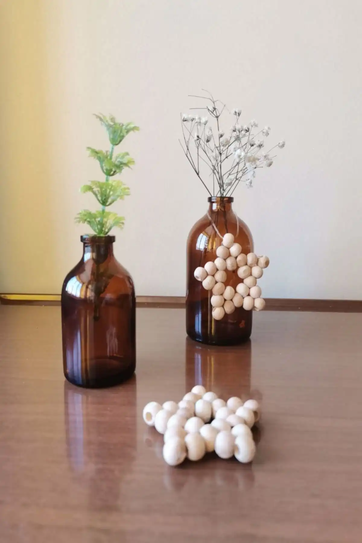 Emtory Home 4 Parça Dekoratif Amber Cam Vazo ve Ahşap Yıldız Seti