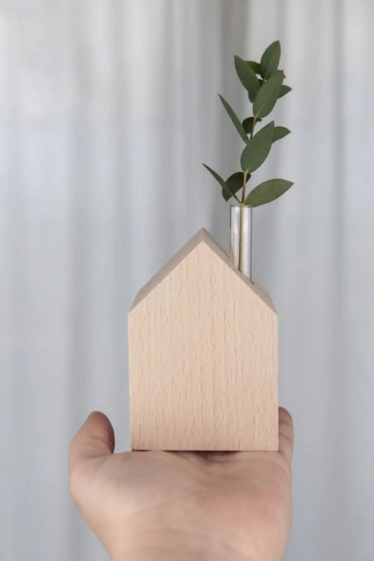 LALEZEN HOME Ev Saksılığı: Estetik ve Fonksiyonel Bir Dekorasyon Ürünü