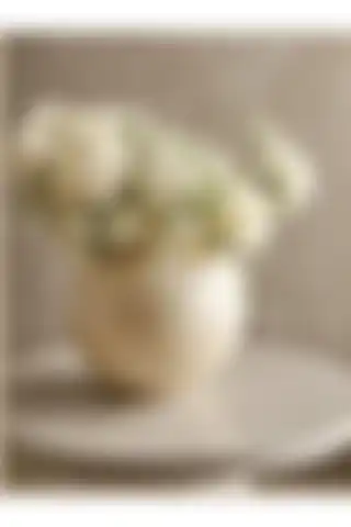 Lui Tasarım Krem Dekoratif Bohem Cam Vazo ile Estetik Bir Dokunuş