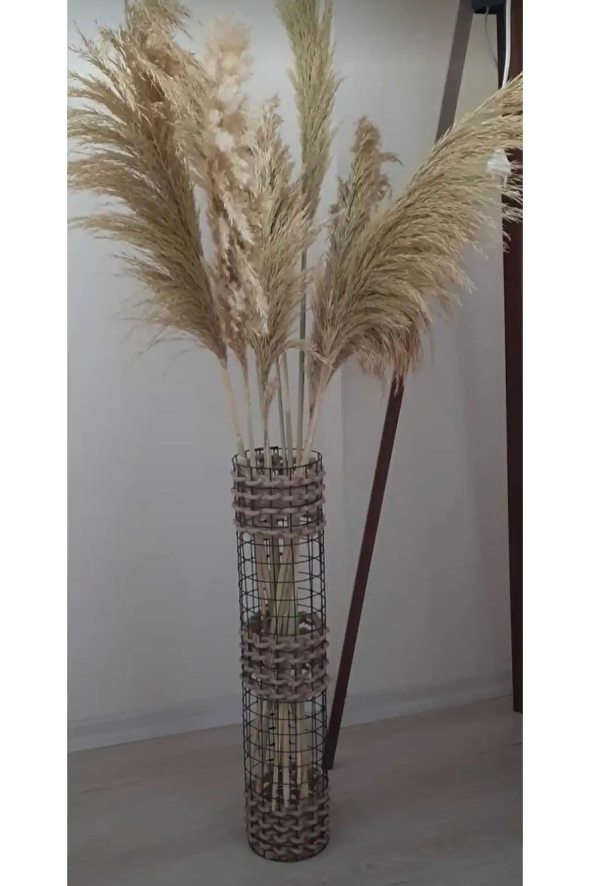 Nİlasi Art Craft 60 Cm Metal Pampas Vazo: Modern ve Şık Tasarım