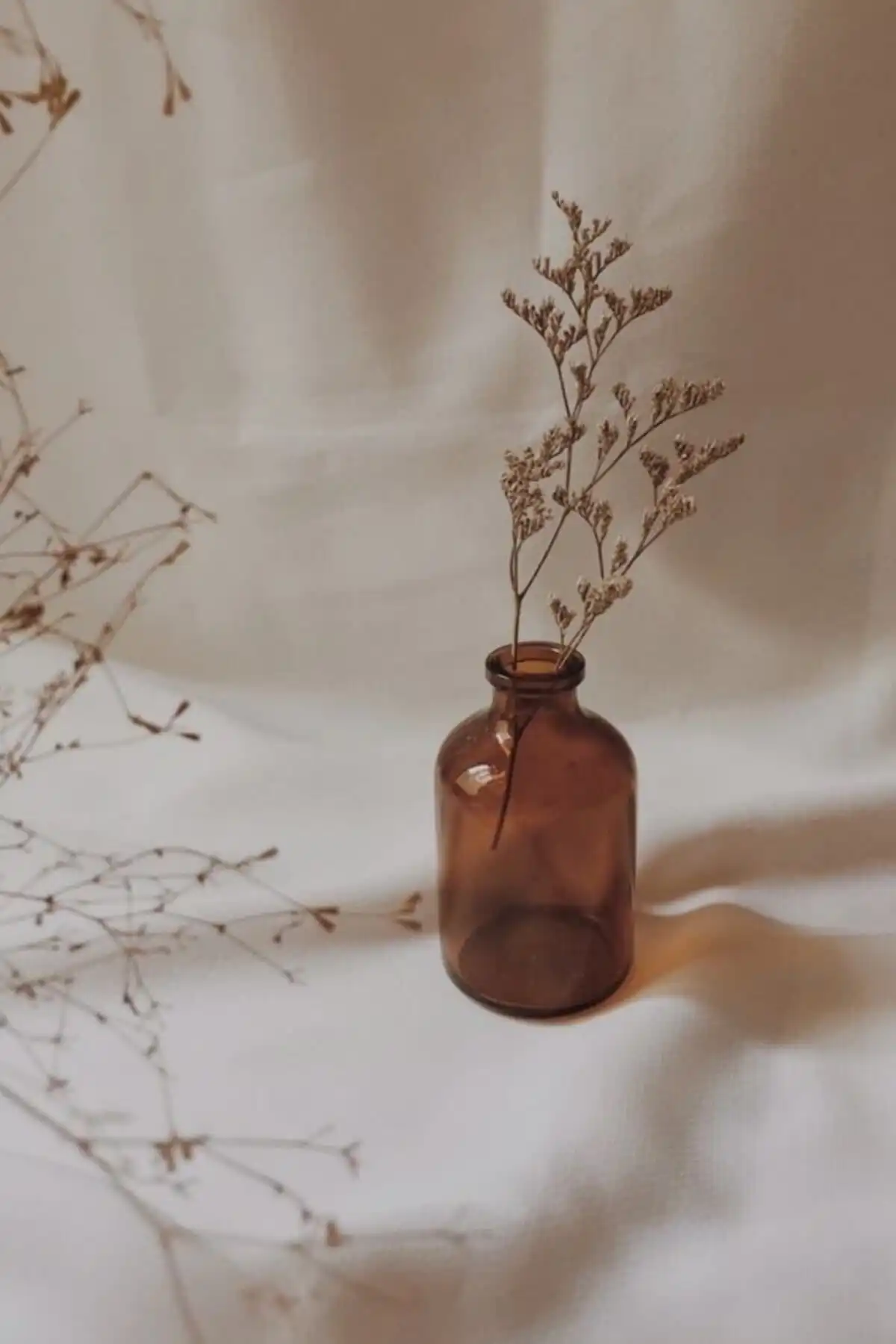 LALEZEN HOME 100 Ml Amber Kahverengi Cam Şişe Vazo ile Şıklığı Yakalayın