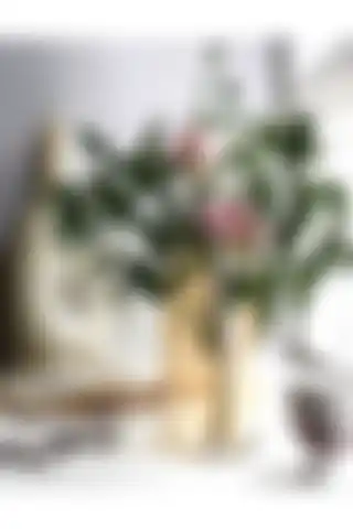 Rivelsa Home Gold Pampas Cam Vazo ile Modern ve Şık Dekorasyon